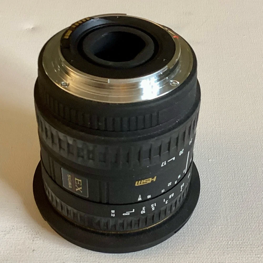 Sigma 17-35mm f/2.8-4 EX ASPHERICAL HSM for Canon **NEVER USED**